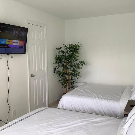 Hotel Motel Lauderdale Inn フォート・ローダーデール エクステリア 写真